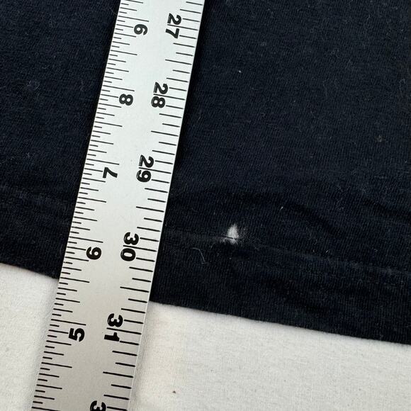 Vintage Wile E. Coyote Six Flags T-Shirt - Size XL - Picture 6 of 6